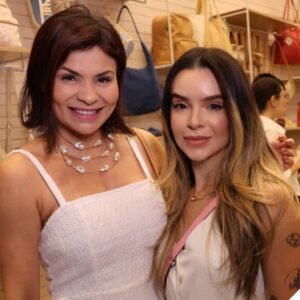 Rebeca Meneses e Tuany Ribeiro no lançamento da coleção Afluir Verão 2025 da Via Mia